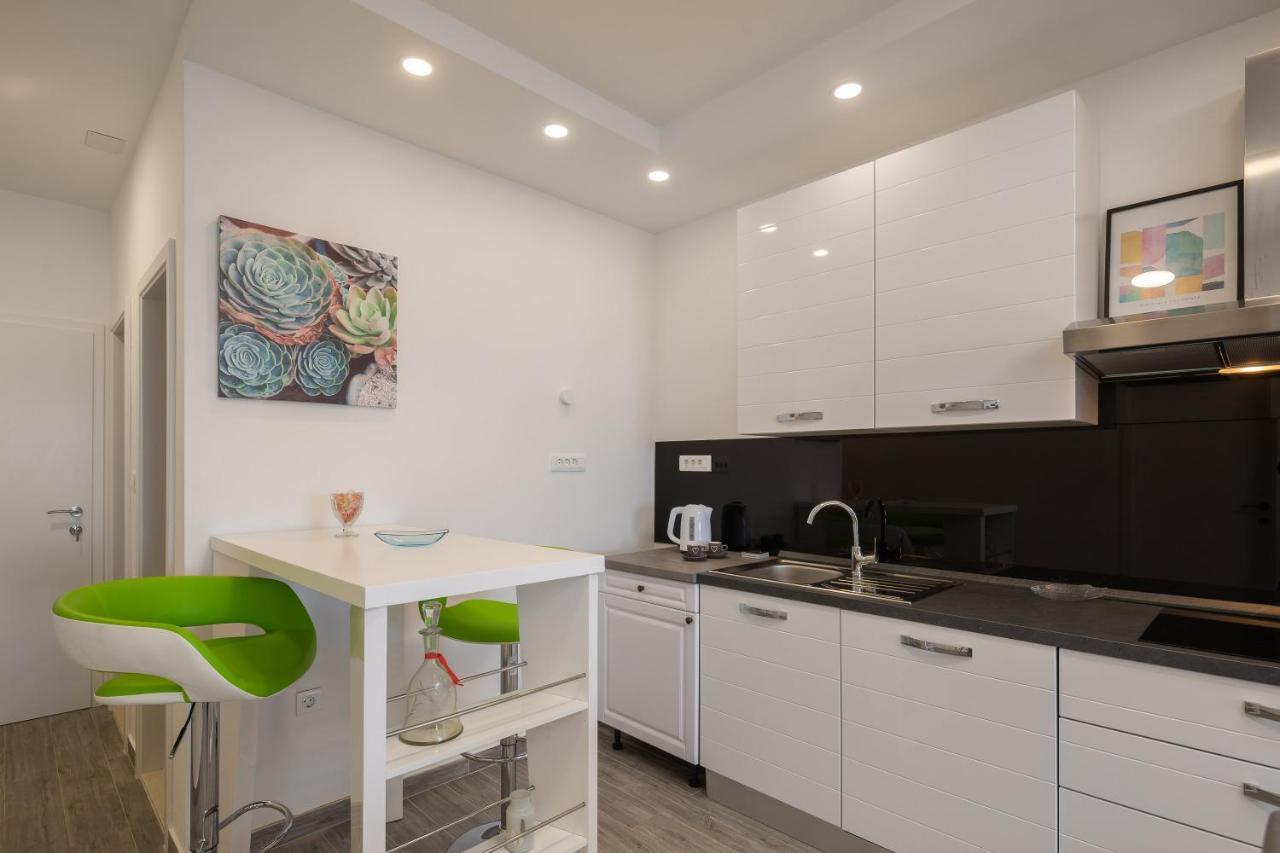 Appartamento Seaside Deluxe Jesenice  Esterno foto